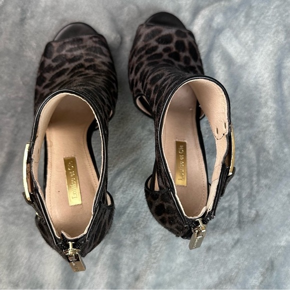 Louise Et Cie Lo-Zamia size 7 women’s heel animal print great preowned - Picture 5 of 10